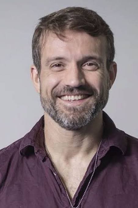Tomás Paredes